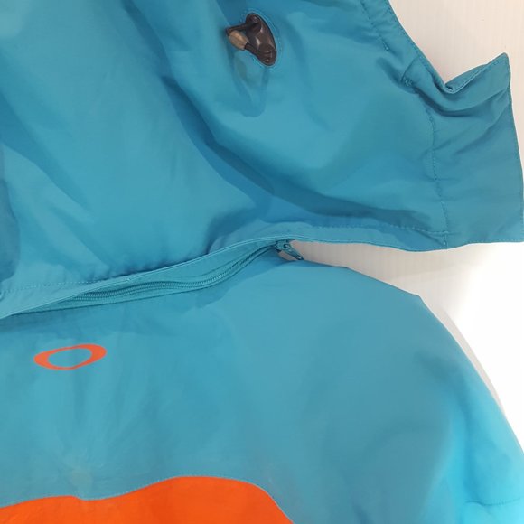 Oakley Women's Snow Jacket - Medium - Pre-owned - NNH3GN - Picture 6 of 10